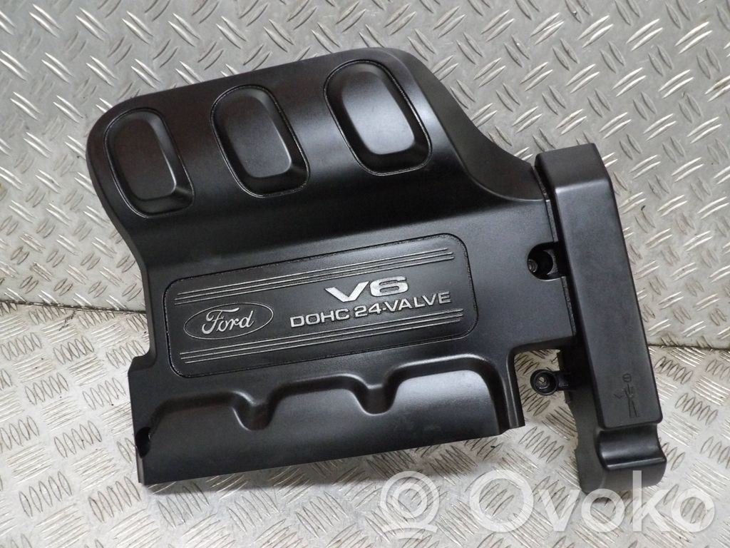 Engine cover (trim)