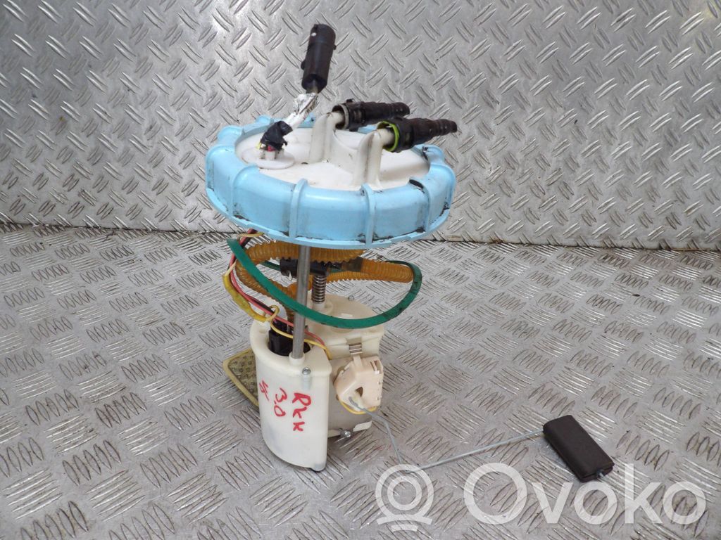 Bomba interna de combustible