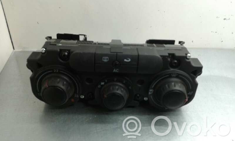 Seat Leon (1P) Unitate control climatizare 