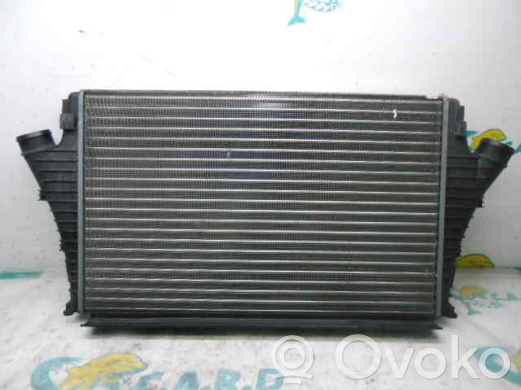 Interkūlerio radiatorius   989327B,VALEO,VALEO