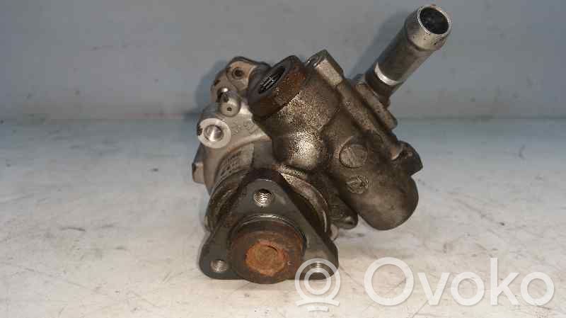 Bomba de dirección hidráulica   769297464,ZF,ZF