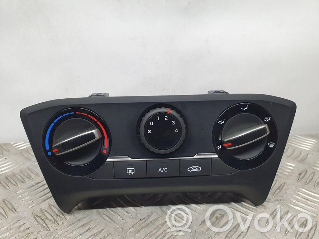 Hyundai i20 (GB IB) Panel klimatyzacji 