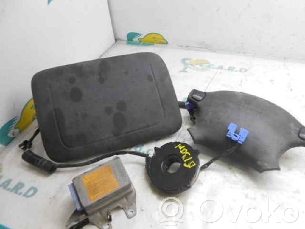 Juego de airbag con panel