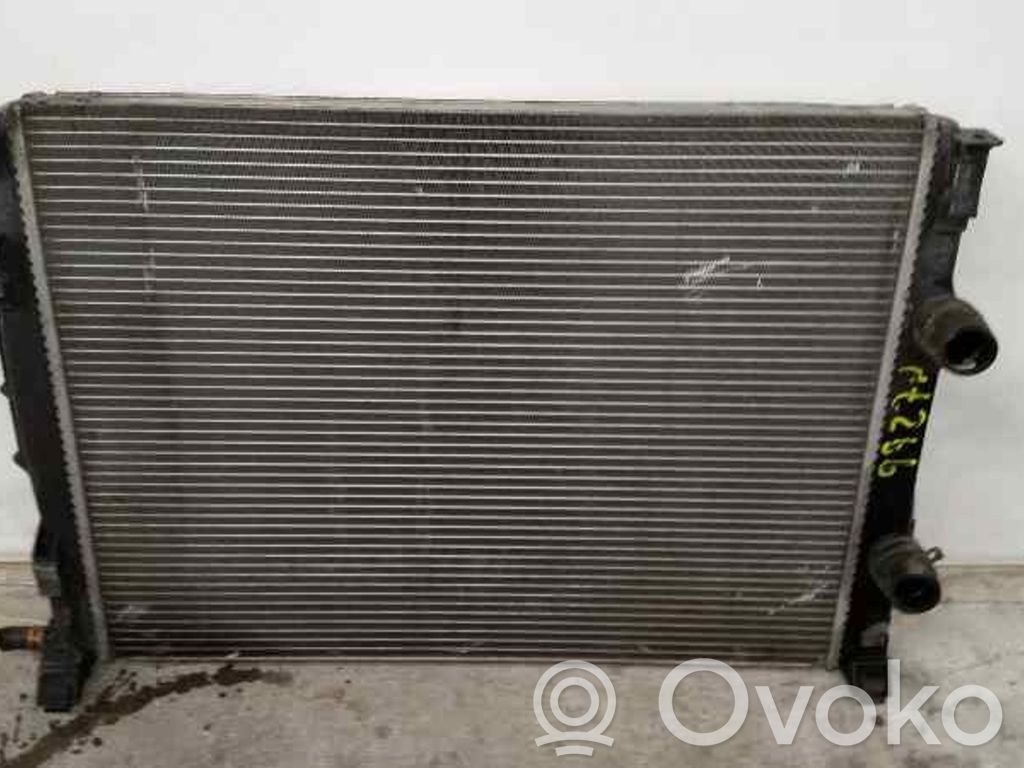 Renault Megane II Dzesēšanas šķidruma radiators 