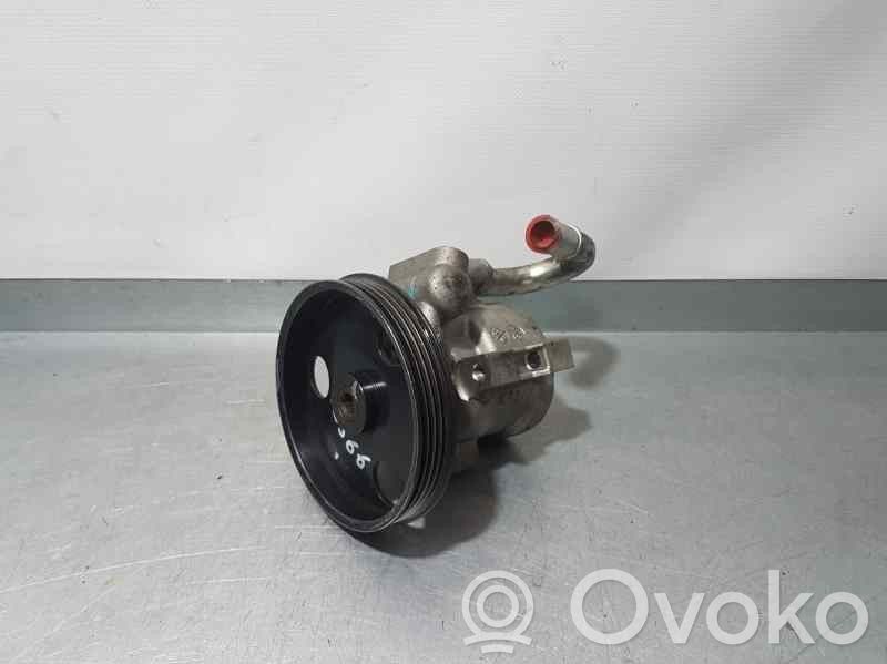 Ohjaustehostimen pumppu   95995558