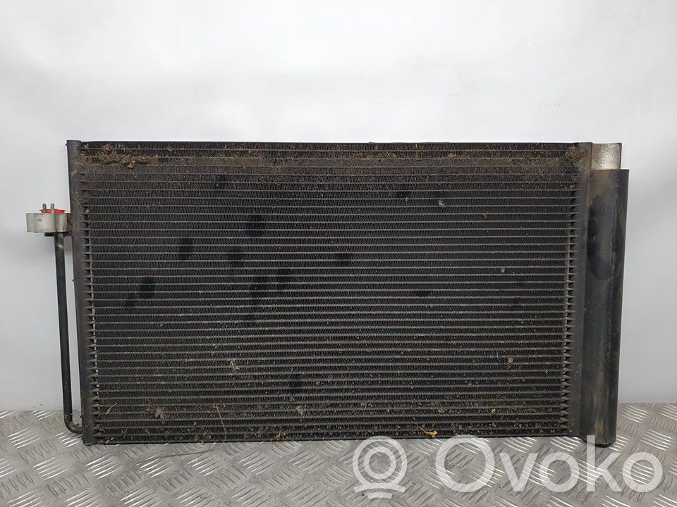 BMW 5 E39 Radiateur condenseur de climatisation 