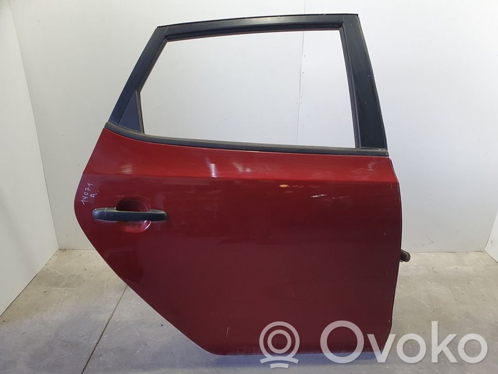 Puerta trasera   770042L010,TOCADA,TOCADA