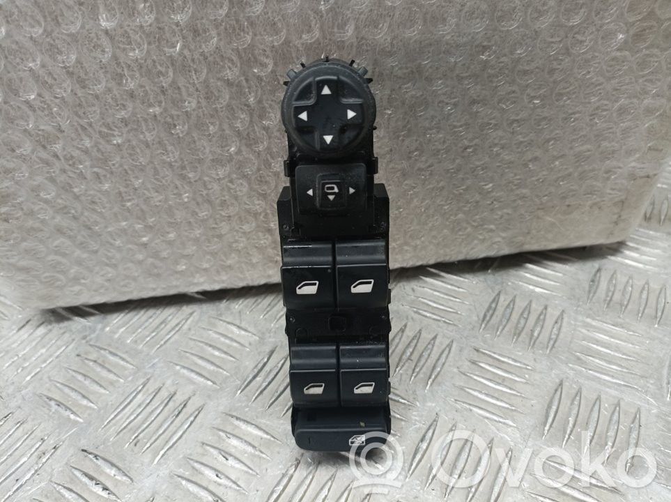 Interruptor del elevalunas eléctrico   96788264ZD,10025551