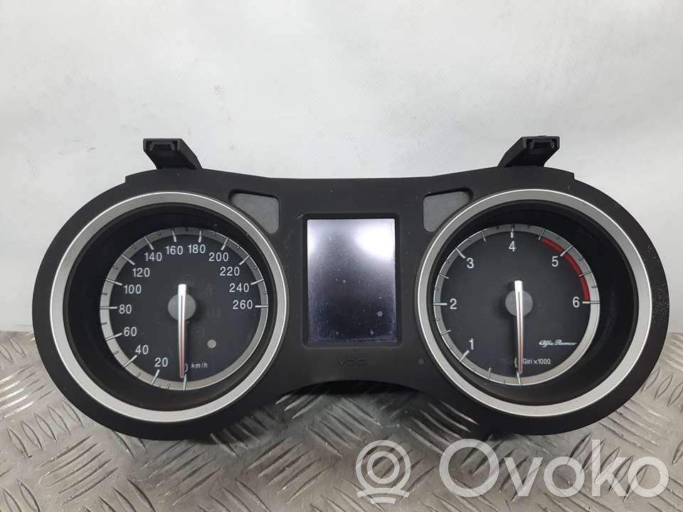 Alfa Romeo 159 Vitezometru (grup de instrumente) 