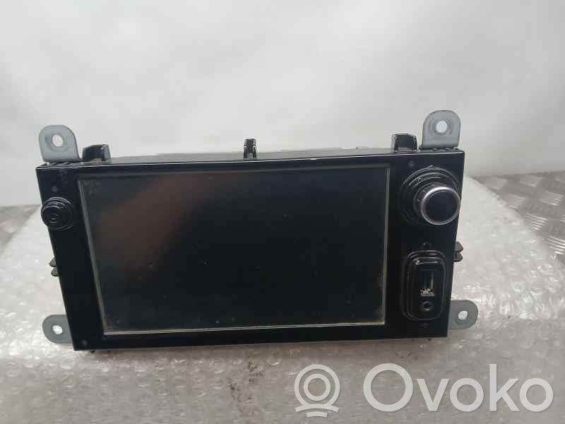 Renault Clio IV Unitate principală radio/CD/DVD/GPS
