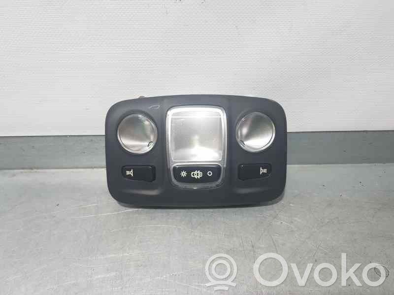 DS Automobiles 4 Illuminazione sedili anteriori 
