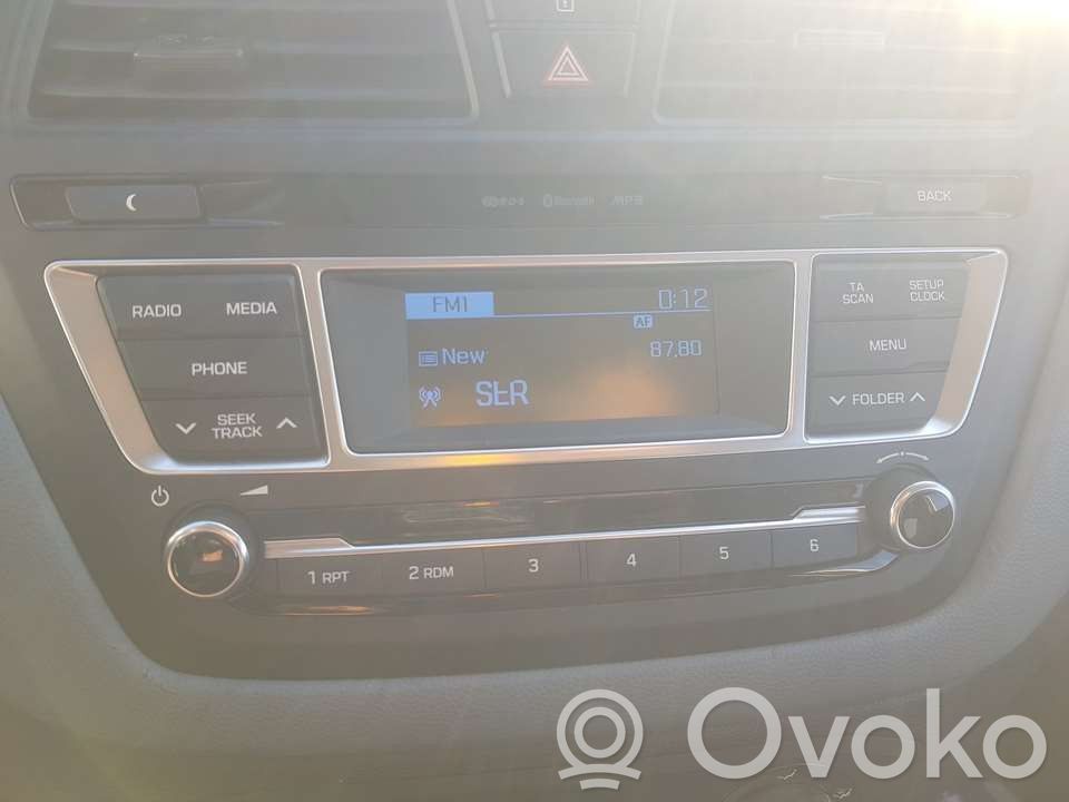 Hyundai i20 (GB IB) Panel / Radioodtwarzacz CD/DVD/GPS 