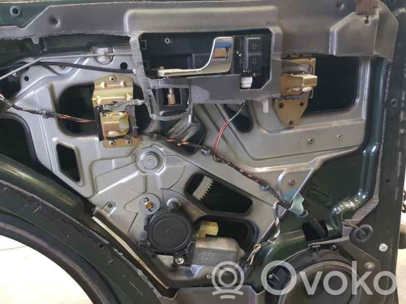 Land Rover Range Rover P38A Regulador manual de la ventanilla trasera