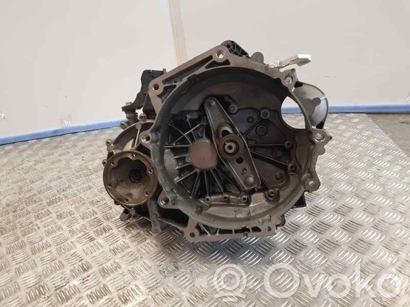Volkswagen Golf VII Cutie viteze manuală cu 5 trepte 