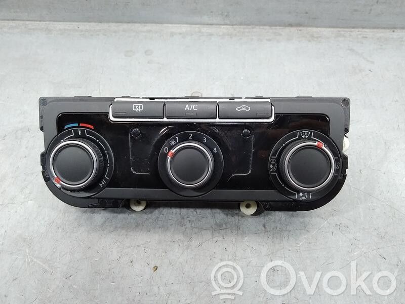 Volkswagen Jetta VI Centralina del climatizzatore 