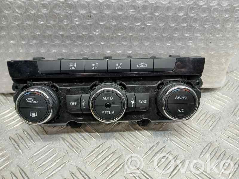 Seat Leon (1P) Climate control unit 