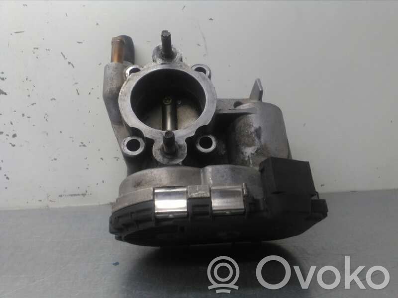 Opel Corsa C Valvola corpo farfallato 