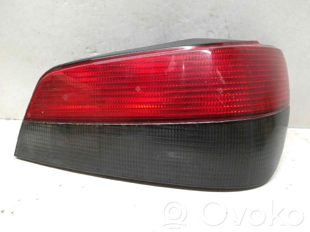 Peugeot 306 Feux arrière / postérieurs