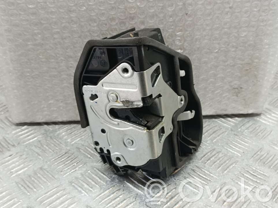 BMW 5 F10 F11 Cerradura de puerta delantera 