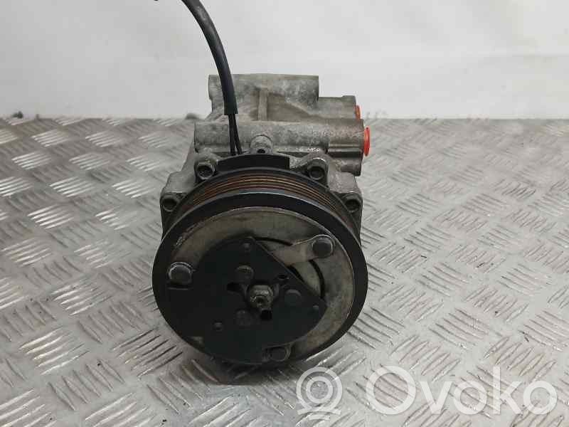 Compresseur de climatisation   8V5119D629DF