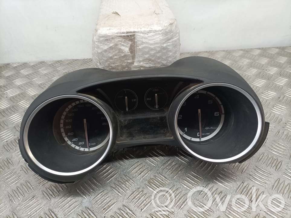 Alfa Romeo Giulietta Vitezometru (grup de instrumente) 