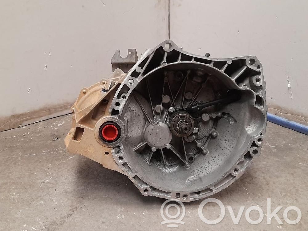 Nissan Qashqai Scatola del cambio manuale a 5 velocità