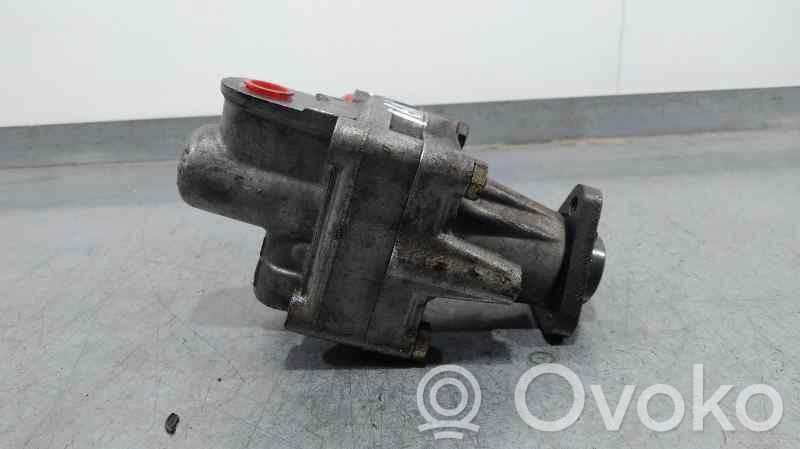 Ohjaustehostimen pumppu   7681955265