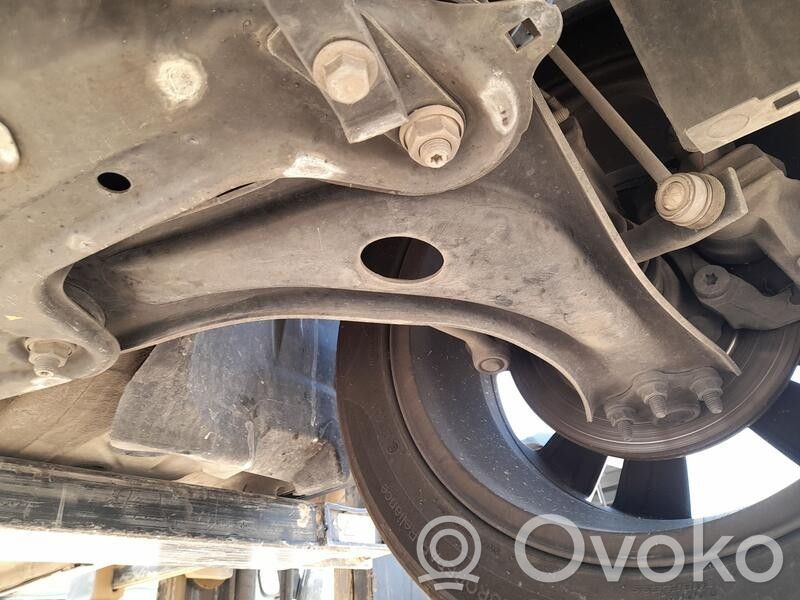 Querlenker Achsschenkel vorne   9670772080