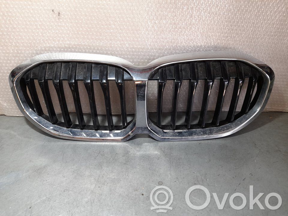 BMW 1 F40 Atrapa chłodnicy / Grill 