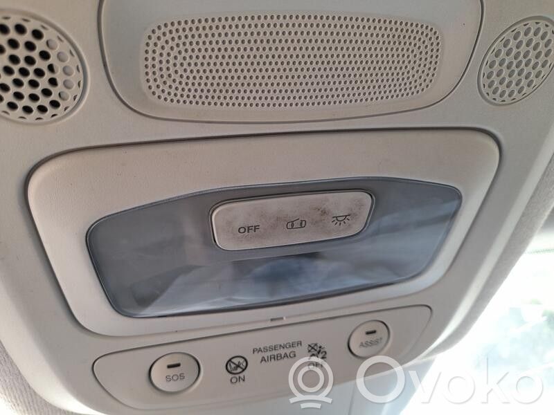Fiat 500E Front seat light 