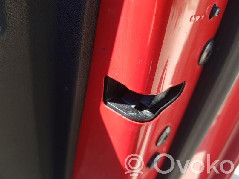 Opel Crossland X Serratura portiera anteriore 
