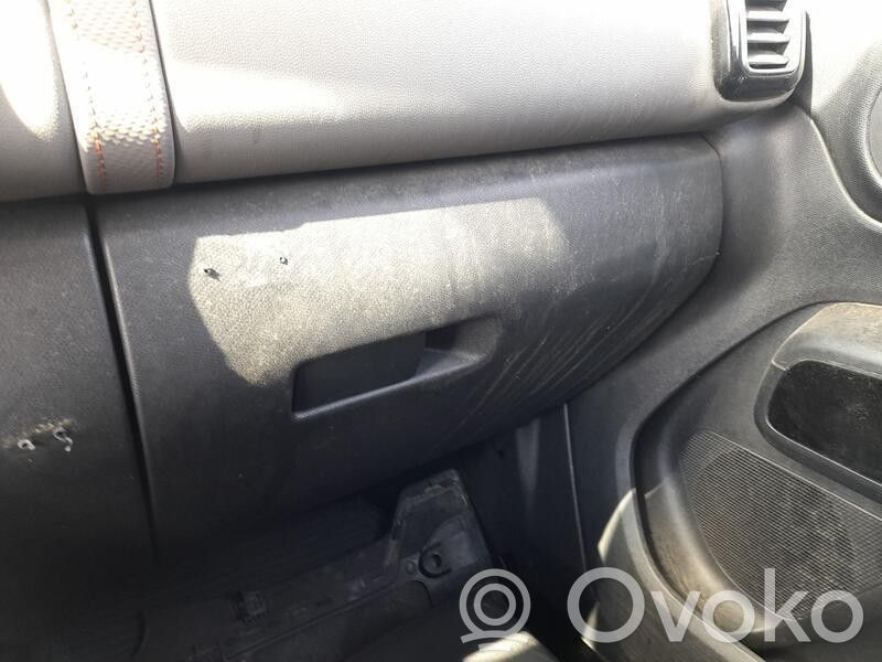 Citroen C5 Aircross Handschuhfach 
