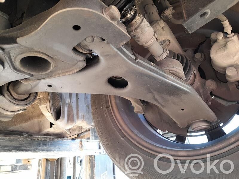 Front control arm   CD9934350A