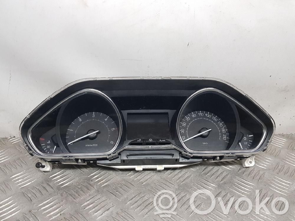 Peugeot 2008 I Vitezometru (grup de instrumente) 