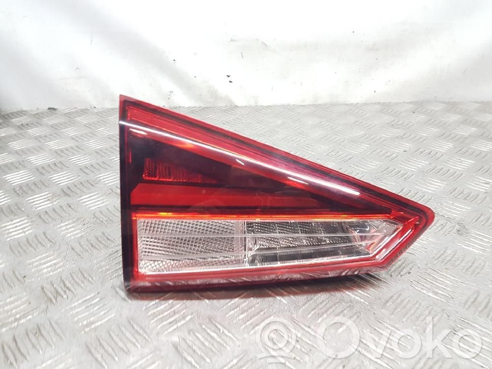 Seat Arona Lampă spate în capacul portbagajului 