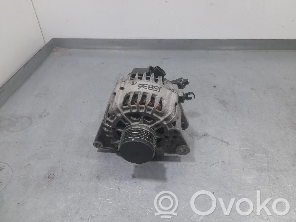 Alternador   373002A601,VALEO
