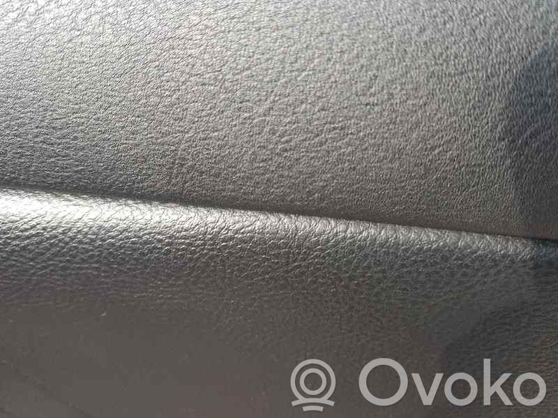 Alfa Romeo GT Macara ușă față cu motor 