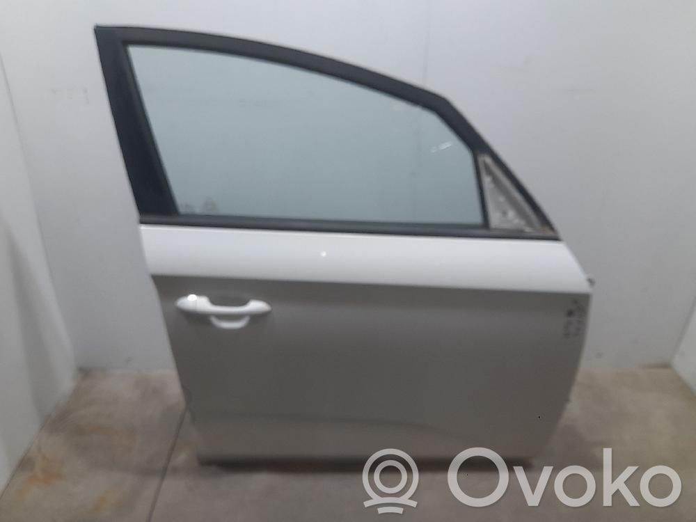 Puerta delantera   76004A4000