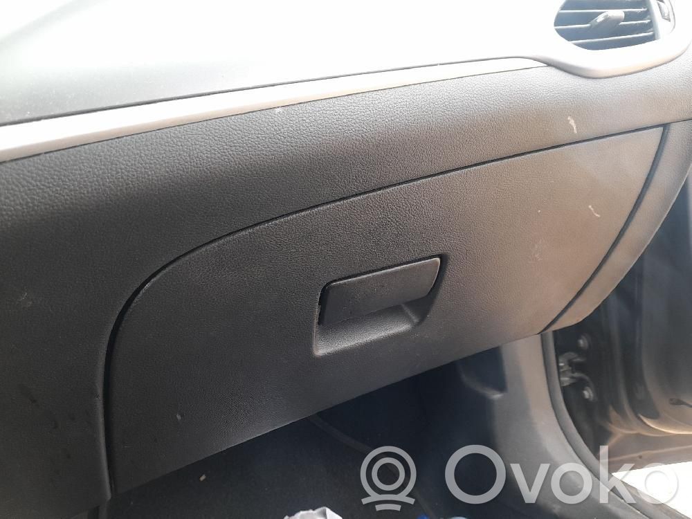 Opel Astra K Guantera 