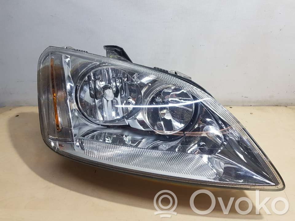 Ford Focus C-MAX Etu-/Ajovalo 