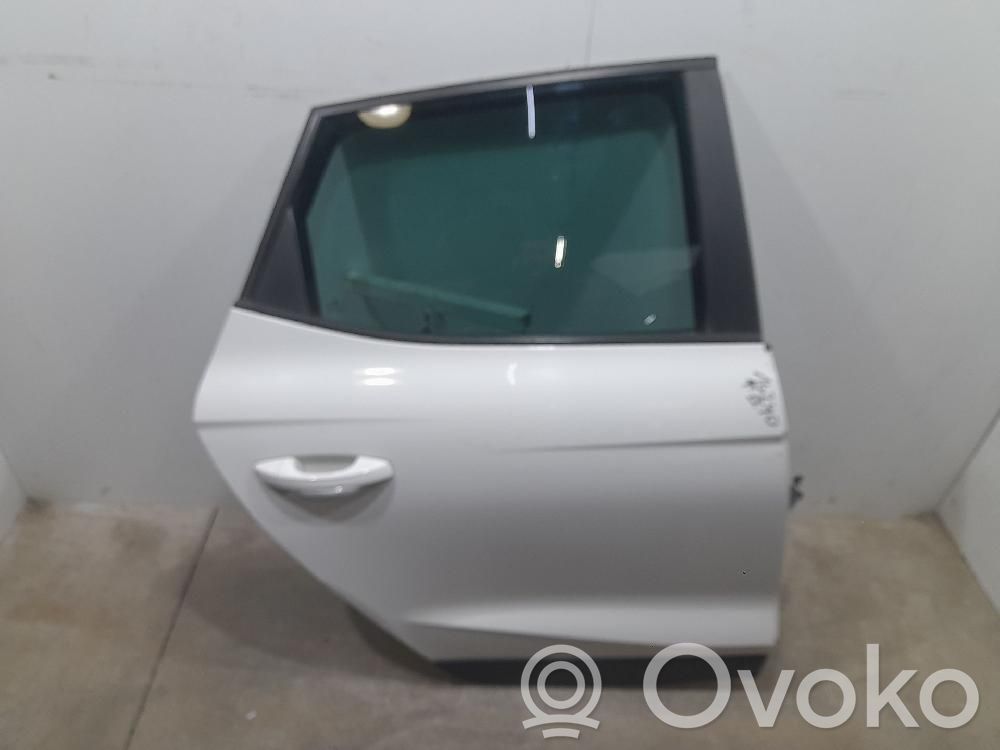 Seat Arona Puerta trasera 