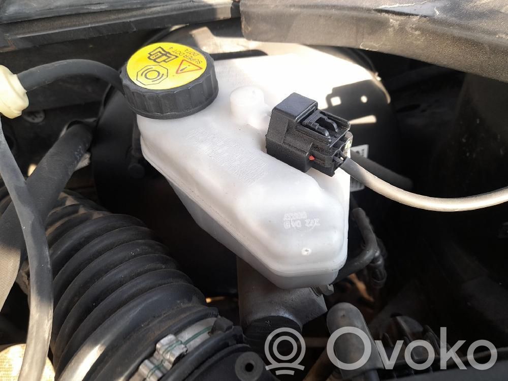 Ford Mondeo Mk III Cilindro del sistema frenante 