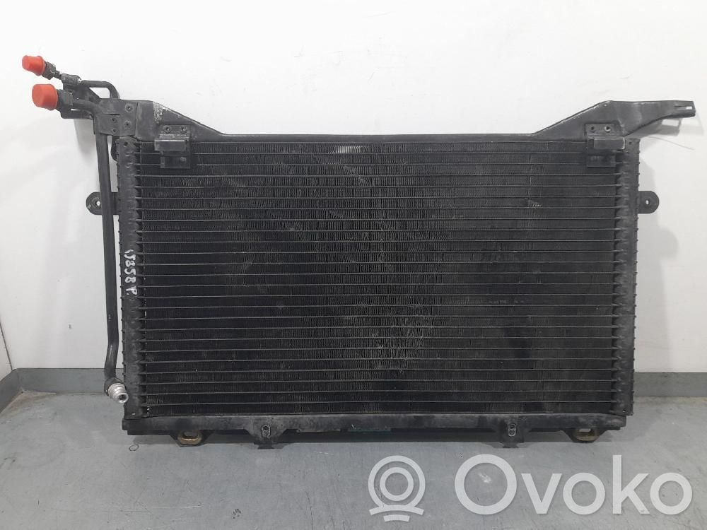 Mercedes-Benz E W210 Radiatore di raffreddamento A/C (condensatore) 