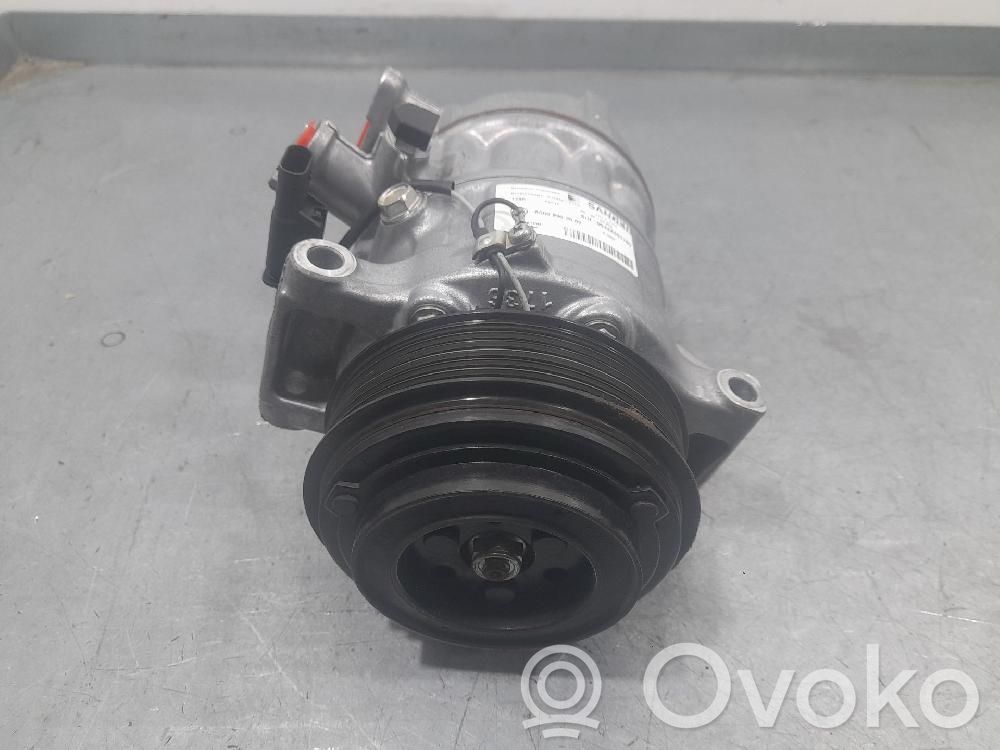 Mercedes-Benz C W205 Compressore aria condizionata (A/C) (pompa)