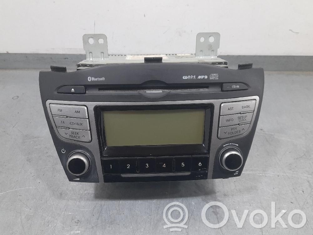 Panel / Radioodtwarzacz CD/DVD/GPS   961602Y230TAN