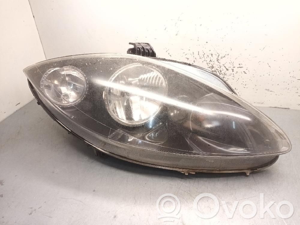 Seat Leon (1P) Phare frontale 