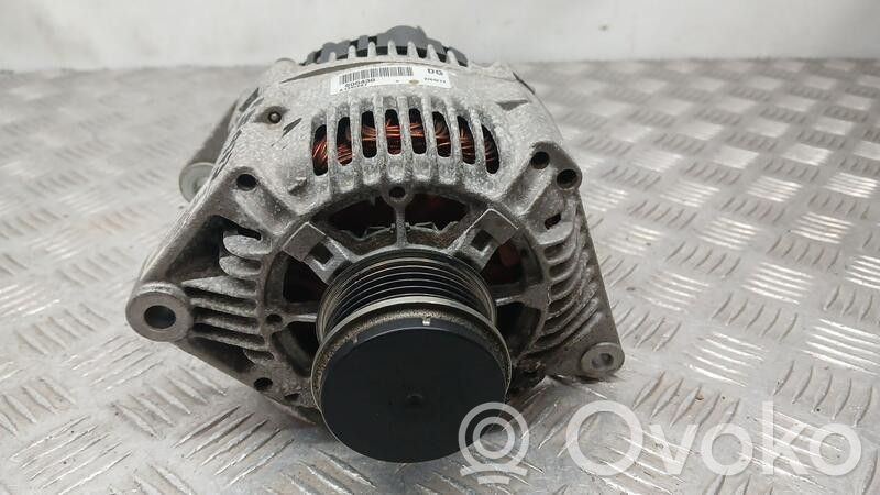 Renault Laguna I Ģenerators 