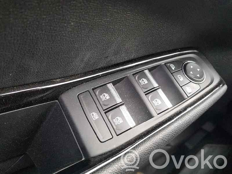 Interruptor del elevalunas eléctrico   809612496R
