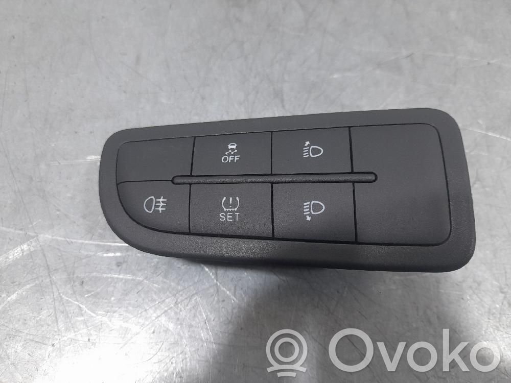 Fiat Tipo Light switch 