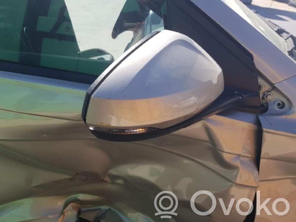Volkswagen Polo VI Elektryczne lusterko boczne drzwi przednich 